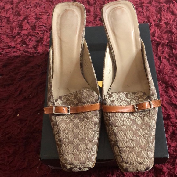 COACH SLIDES - Picture 2 of 7